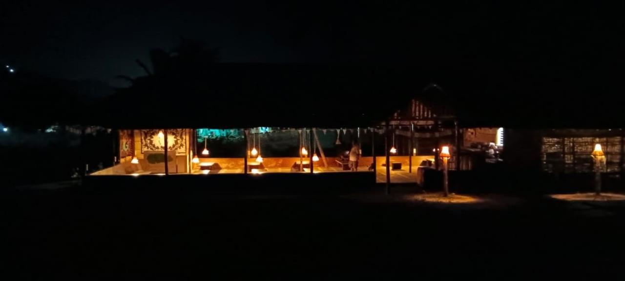 Banana Tree Home Stay Hampi Exterior photo